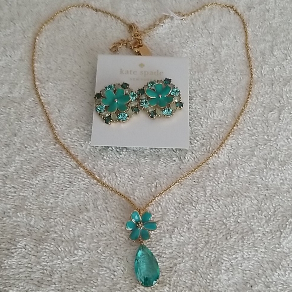 New kate spade Blue Stone Flower Pendant - Picture 4 of 9